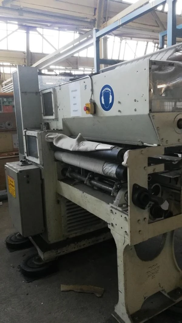 SOUTHERN Machinery Pattern tufting, ww 100cm