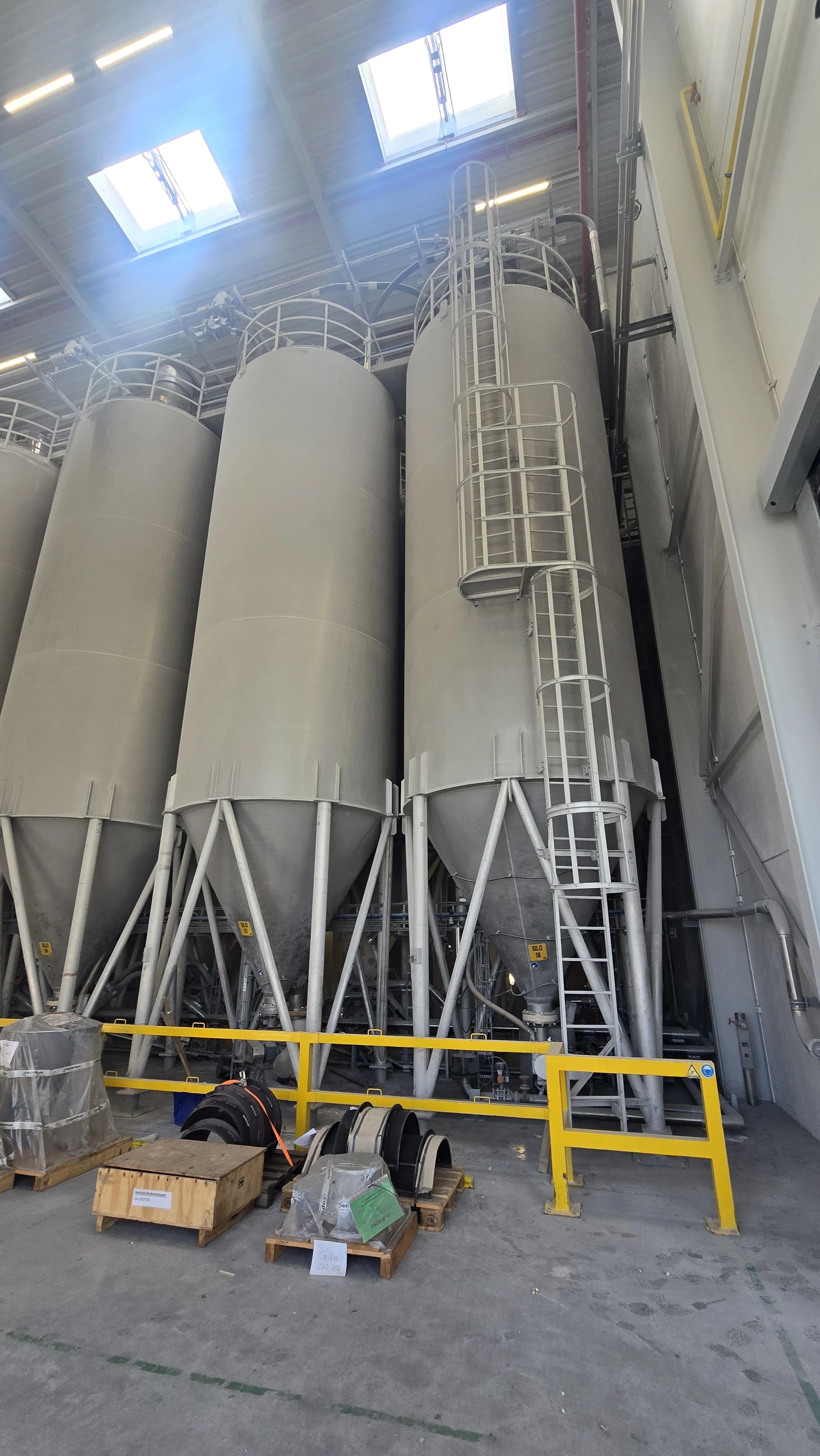 Aluminium silo Manufacturer: Ellimetal Silobouw N.V., Belgium