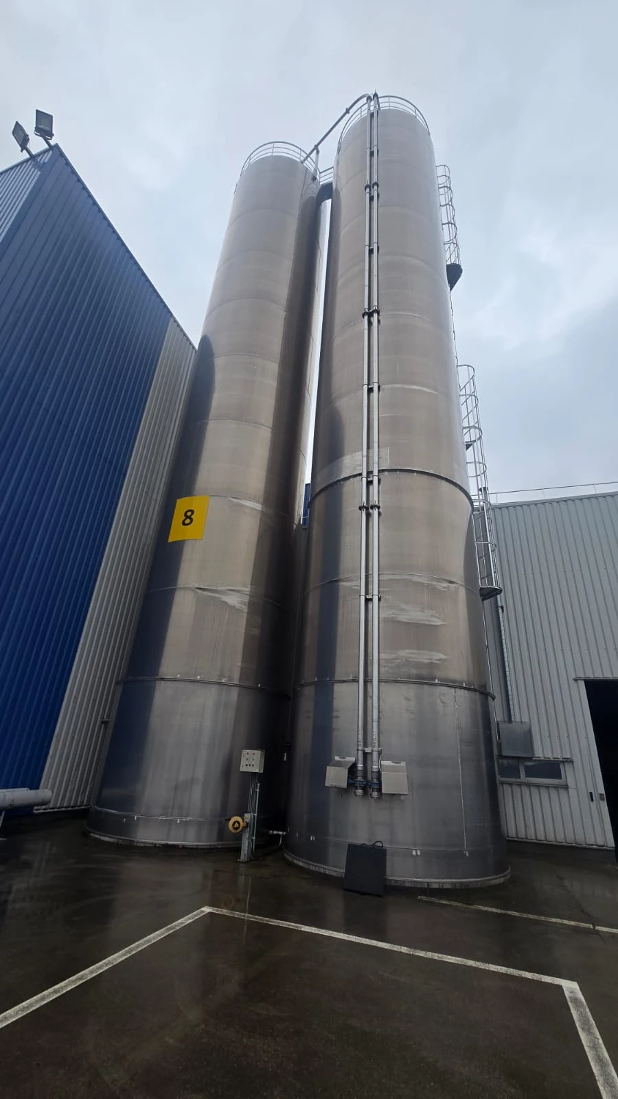 ELLIMETAL  Silo